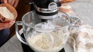 8 Best Pizza Dough Mixers - Buying Guide